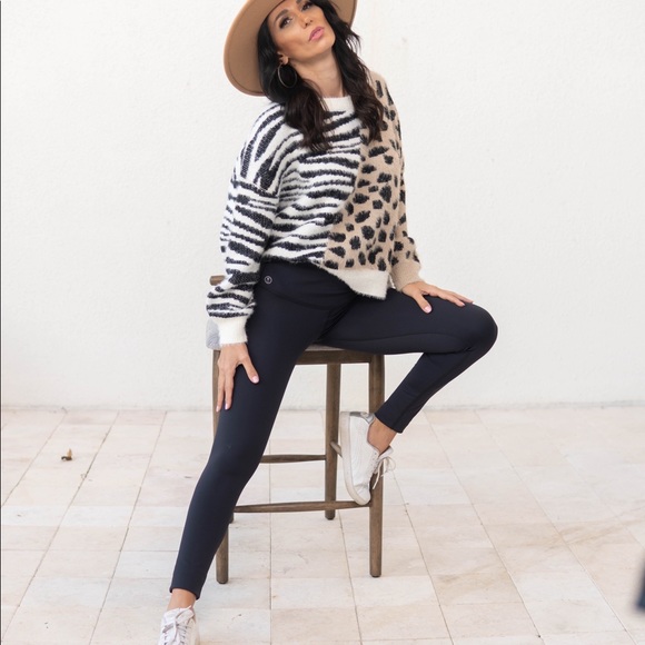 Joey Pouch Leggings - Picture 8 of 8